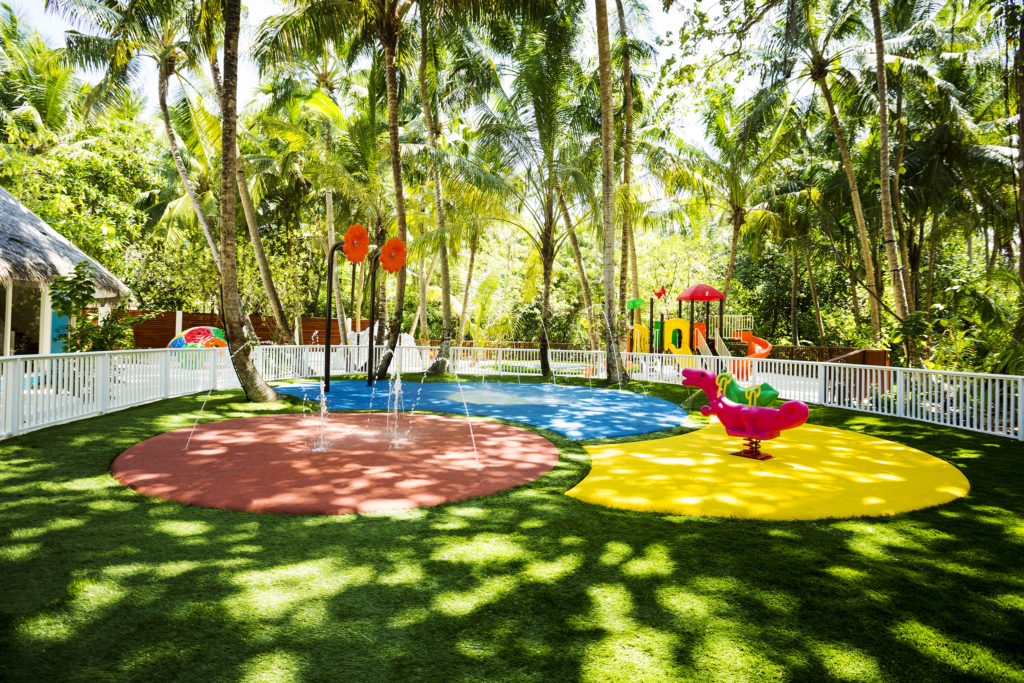 Maldives Family Friendly Resorts with Kids Clubs.