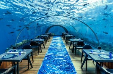 5.8 Maldives Undersea Restaurant
