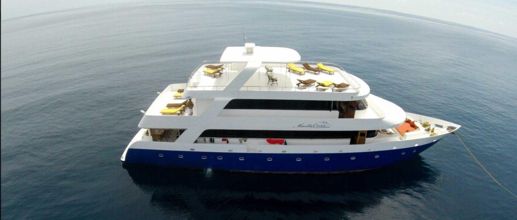 Manta Cruise: Liveaboards in Maldives