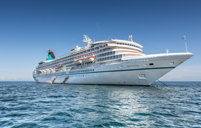 Luxury Liners MS Artania and Crystal Serenity