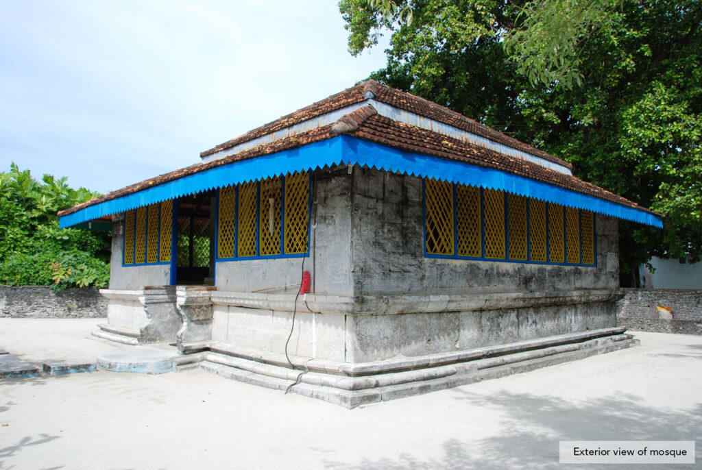 Meedhoo Old Friday Mosque