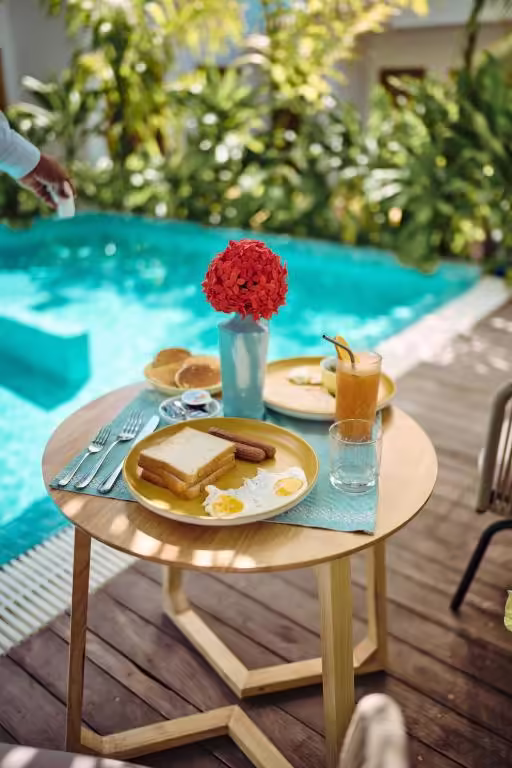 Kondey Villas Pool side Restaurant, Where to eat in Kondey island
