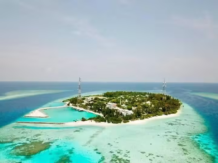 Felidhoo Island