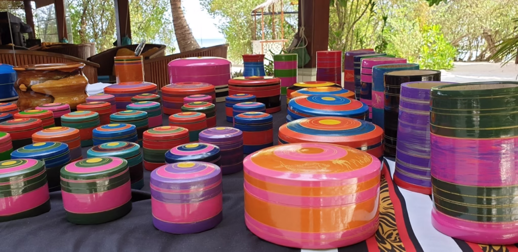 Lacquerware, Liyelaa jehun